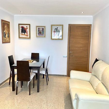 Shared Apartment! Piso Compartido! Общая Квартира! Sevilla Exteriör bild