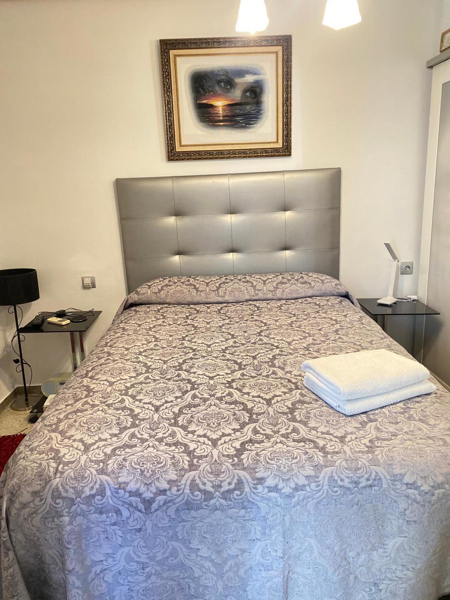 Shared Apartment! Piso Compartido! Общая Квартира! Sevilla Exteriör bild
