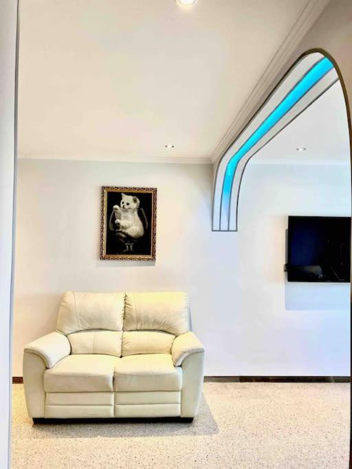 Shared Apartment! Piso Compartido! Общая Квартира! Sevilla Exteriör bild